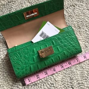Kate Spade NWT green leather alligator wallet
